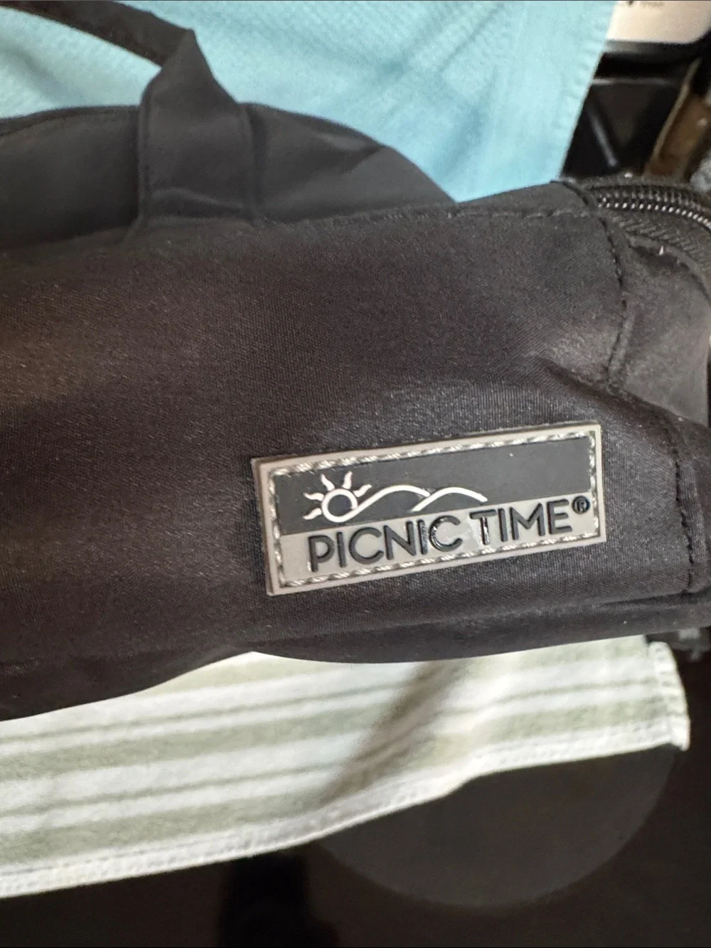 NY Logo Black Potluck Casserole Tote